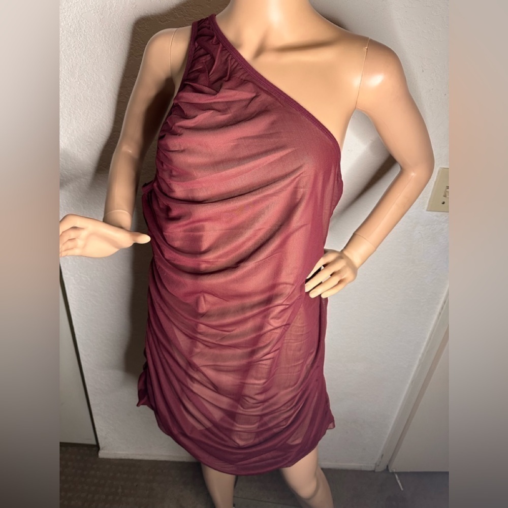 ✨ Torrid Ruched Mesh One Shoulder Going Out Top 4X NWT - Picture 4 of 5